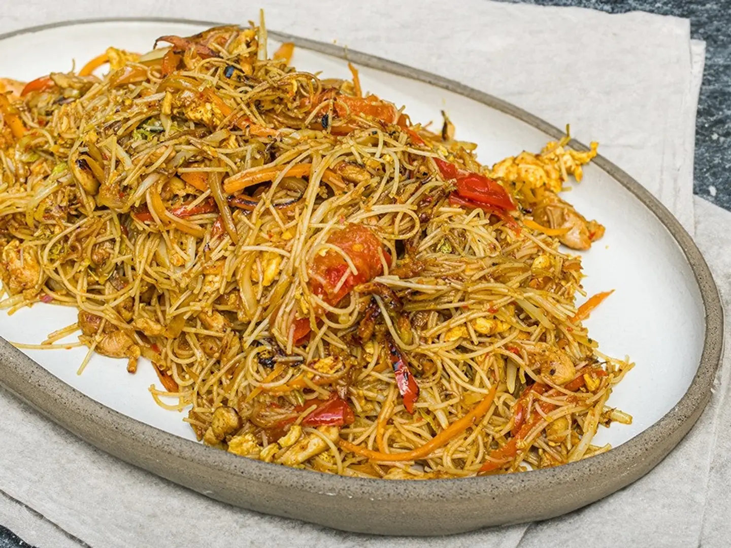 نودلز الدجاج - نودلز الدجاج