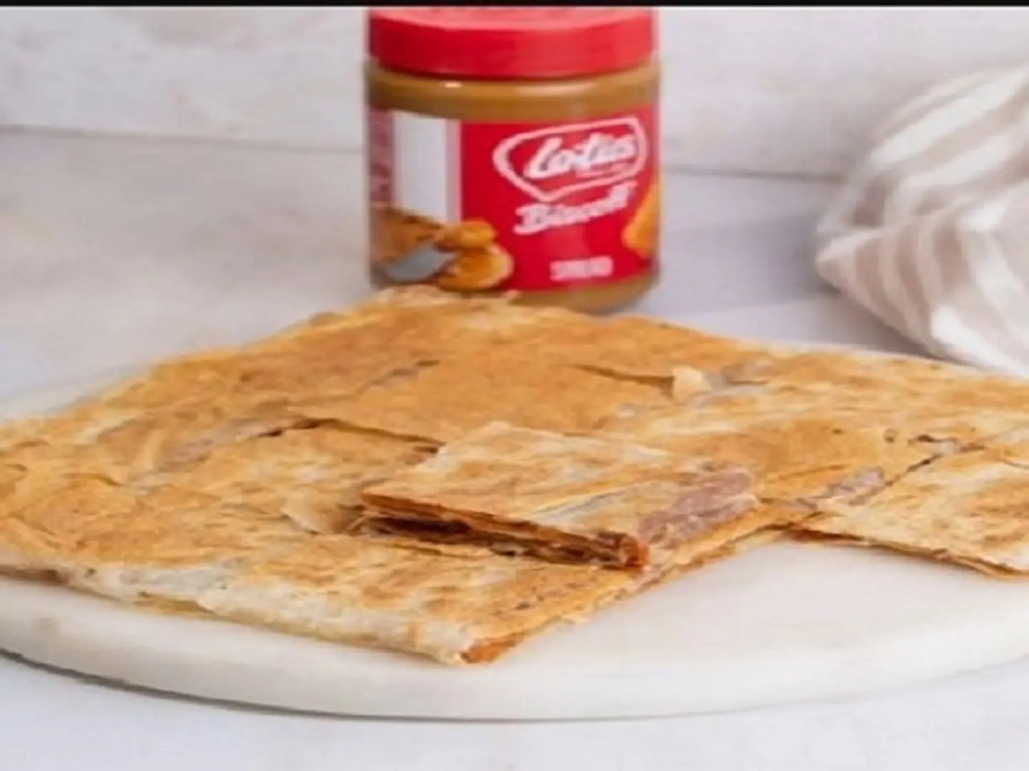 مطبق حلو زبدة لوتس