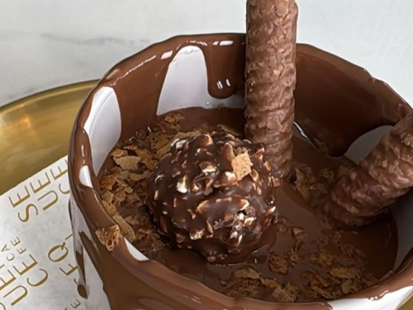 صخري شوكولاتة