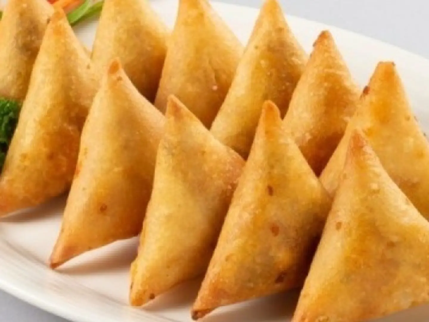 سمبوسة لحم نصف كيلو