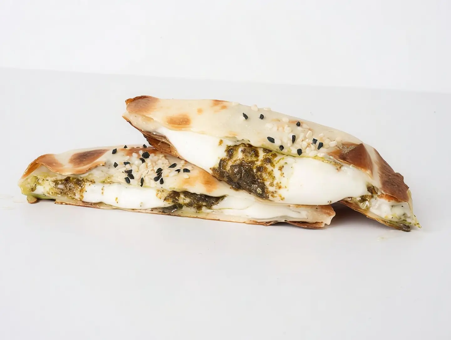 مدور لبنه زعتر