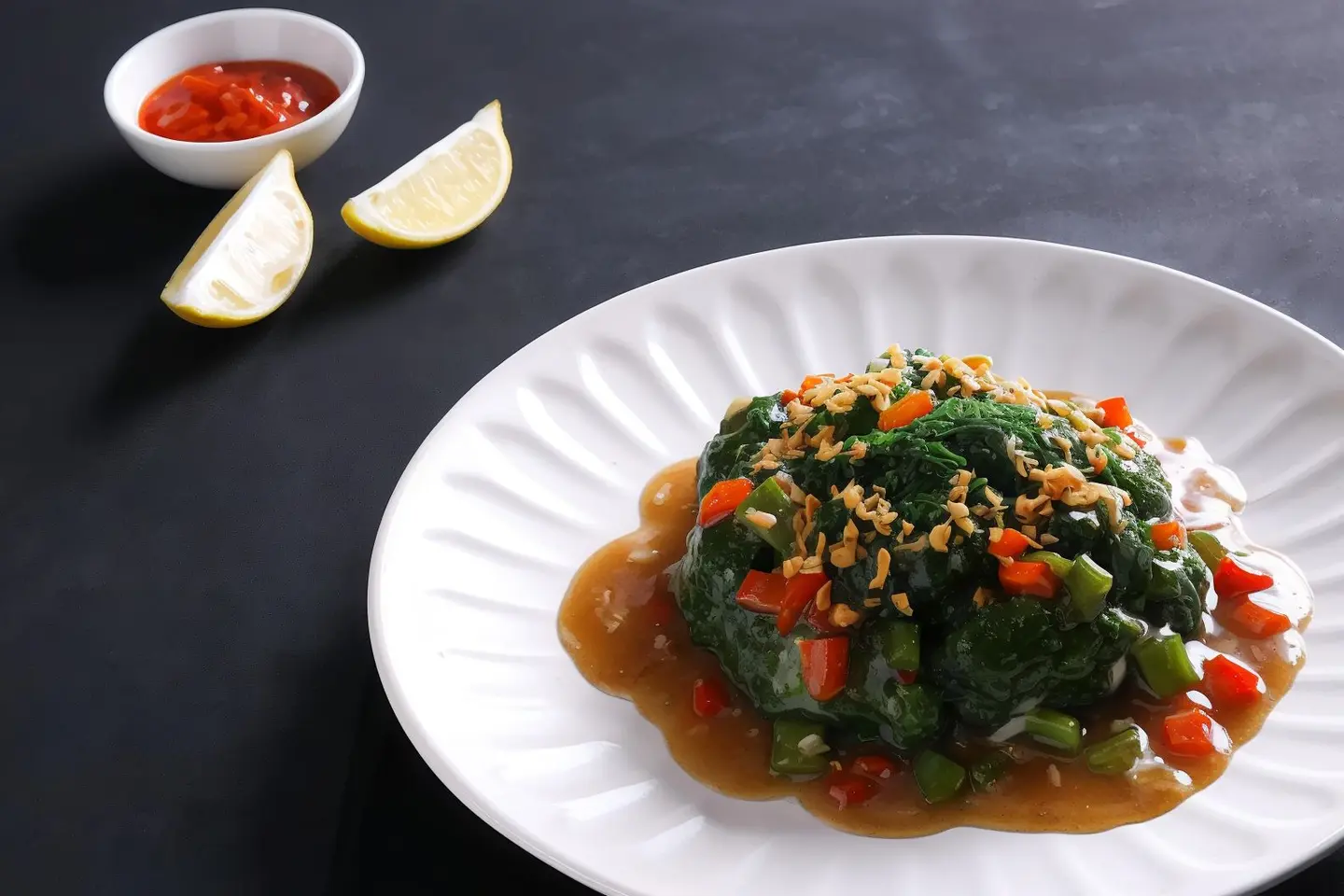 Broccali With Garlic Sauce