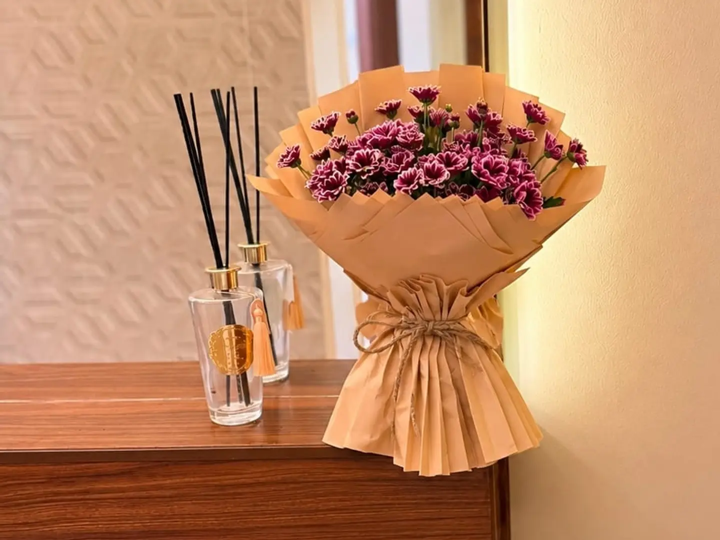 Sparkling Bouquet Of Flowers And Roses 4
