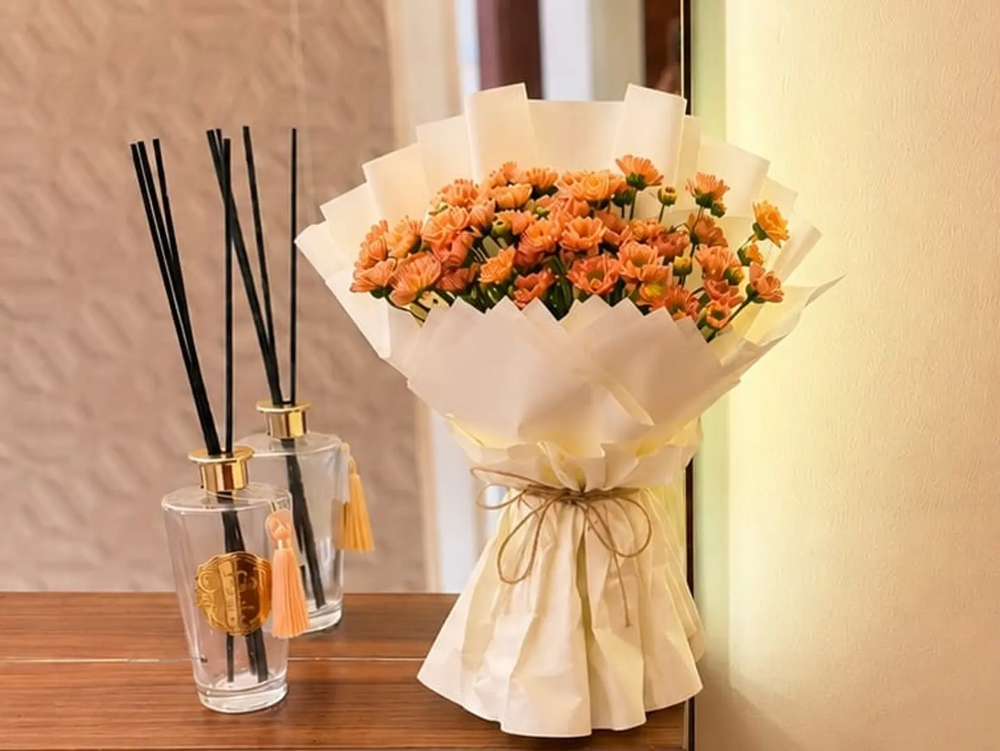 Sparkling Bouquet Of Flowers And Roses 10