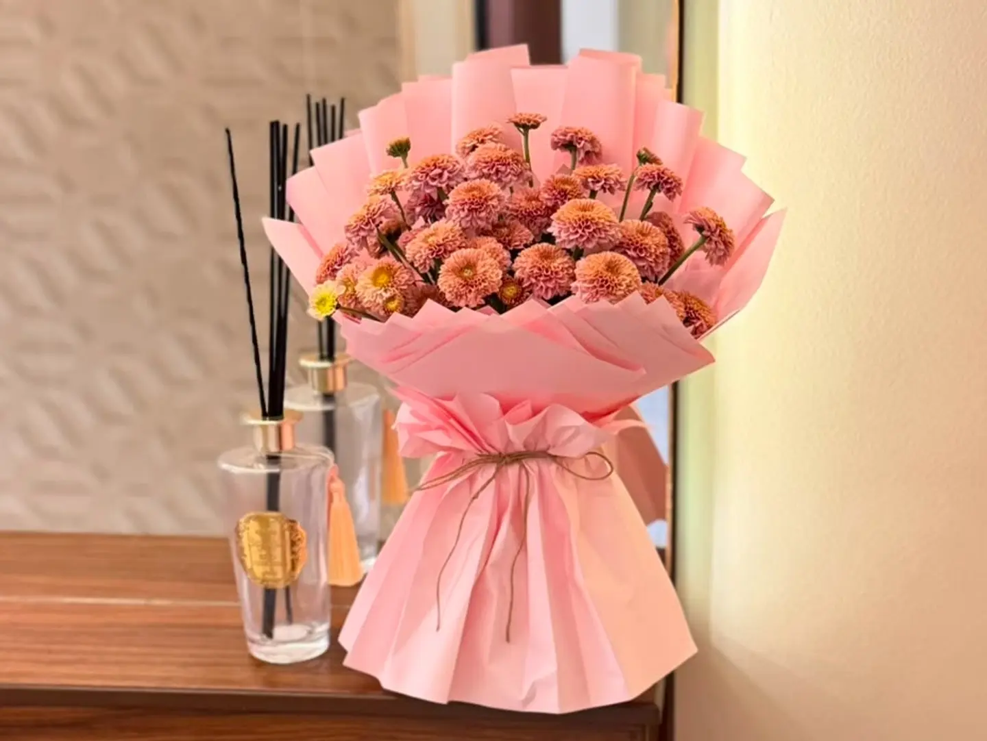 Sparkling Bouquet Of Flowers And Roses 14