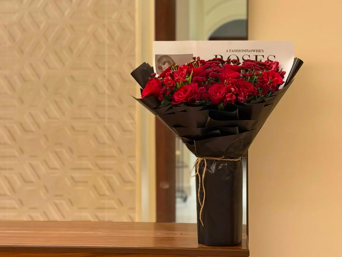 Sparkling Bouquet Of Flowers And Roses 22