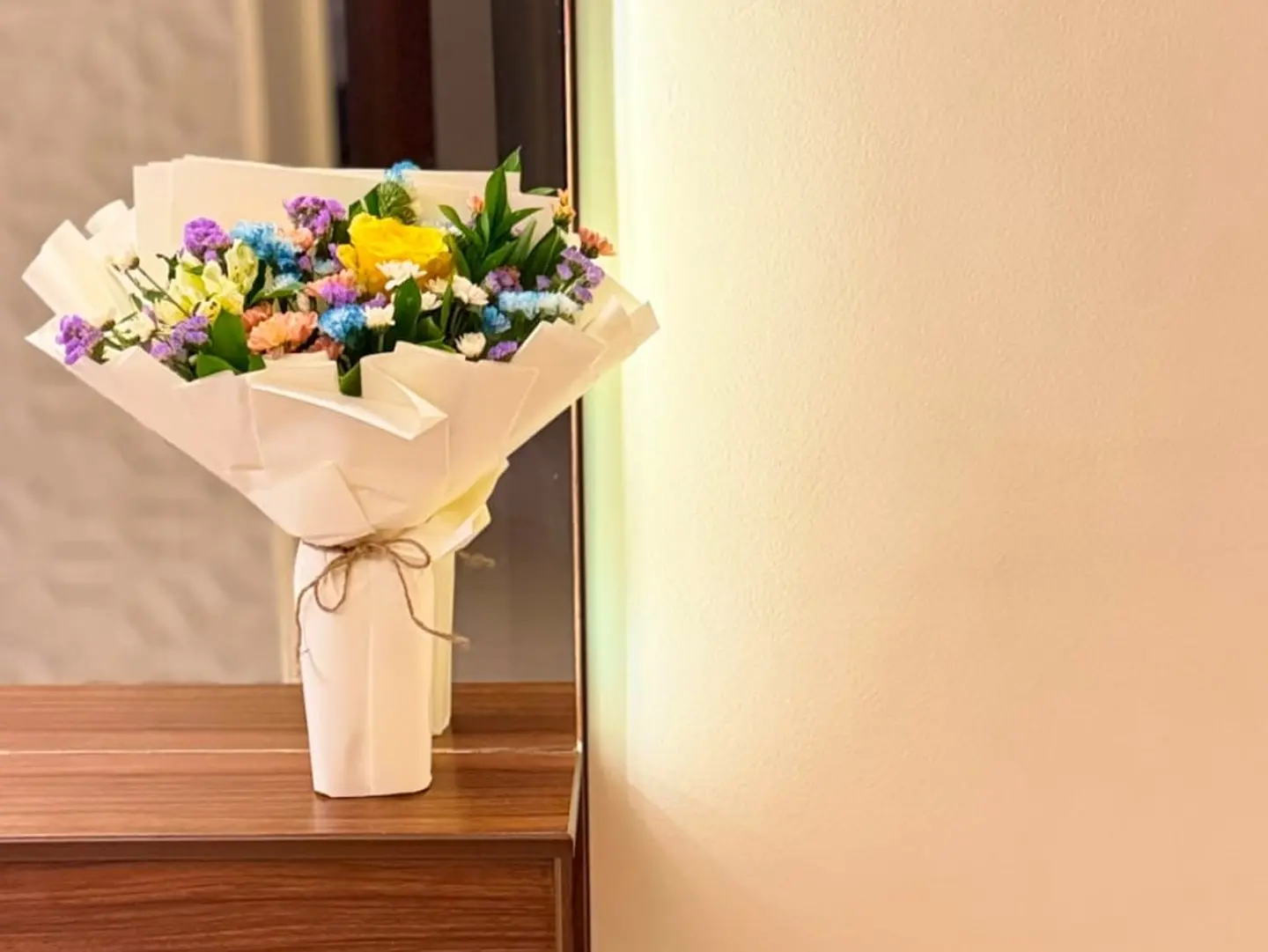 Floral Radiance Bouquet .61