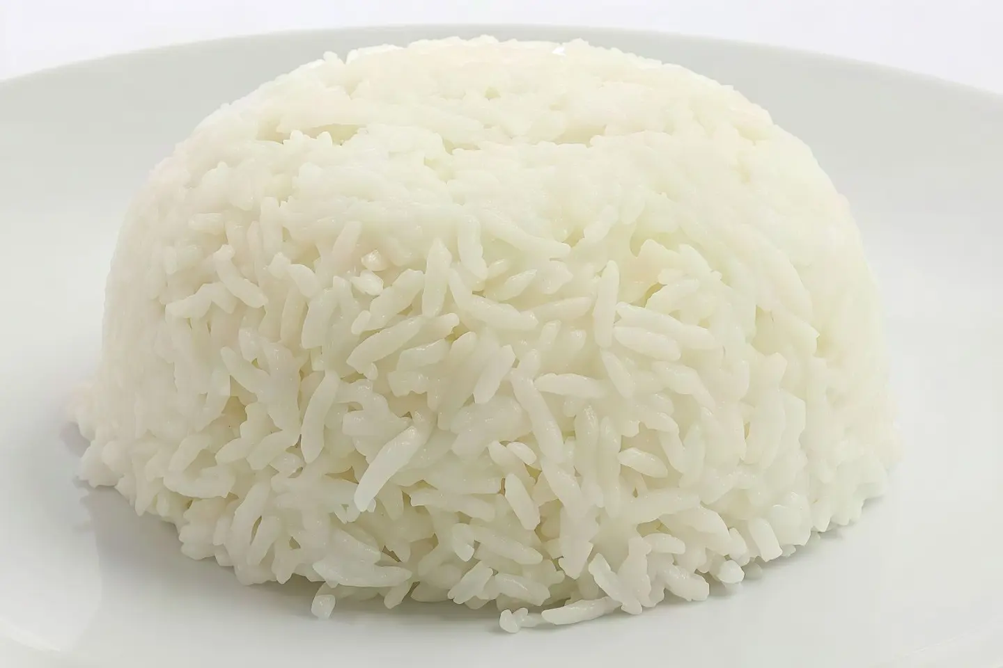 أرز مطهو على البخار