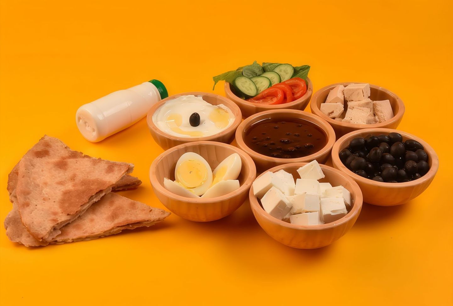 فطور الديرة بالبيض المسلوق