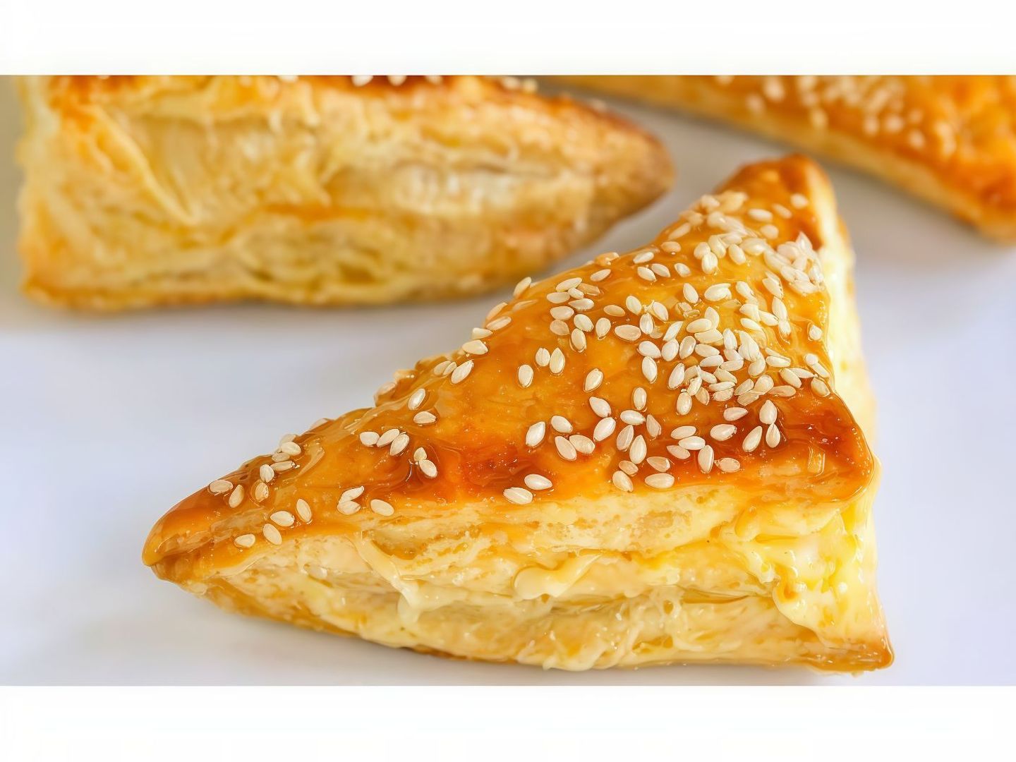 جبنة وعسل