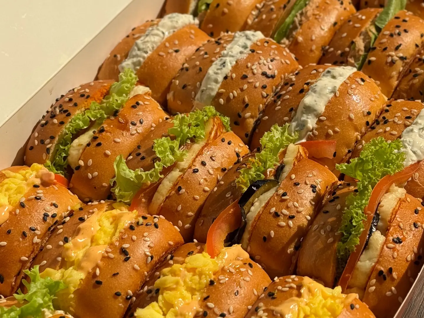 Mini Sandwich Box   28 Pcs