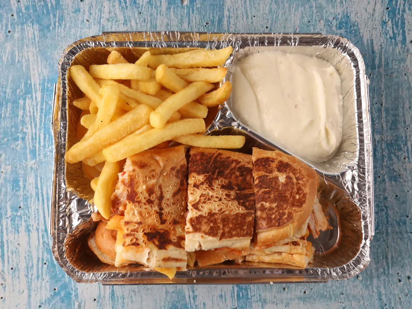 شاورما عربي ايطالي صغير لحم