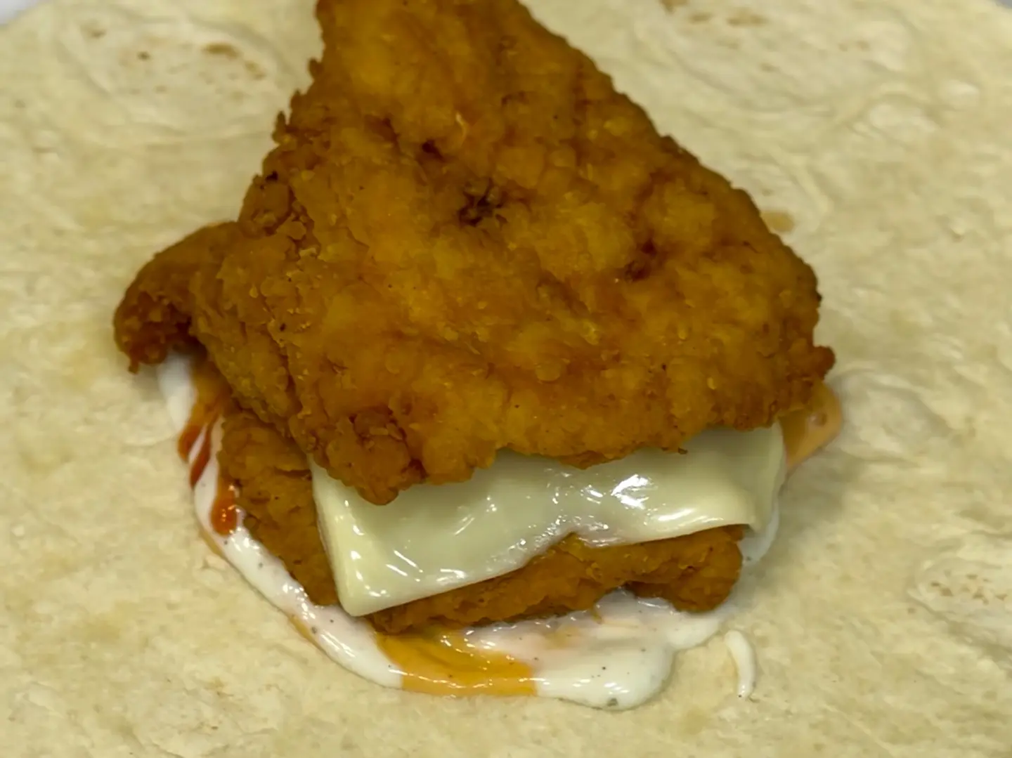 برجر زنجر تورتلا وجبة