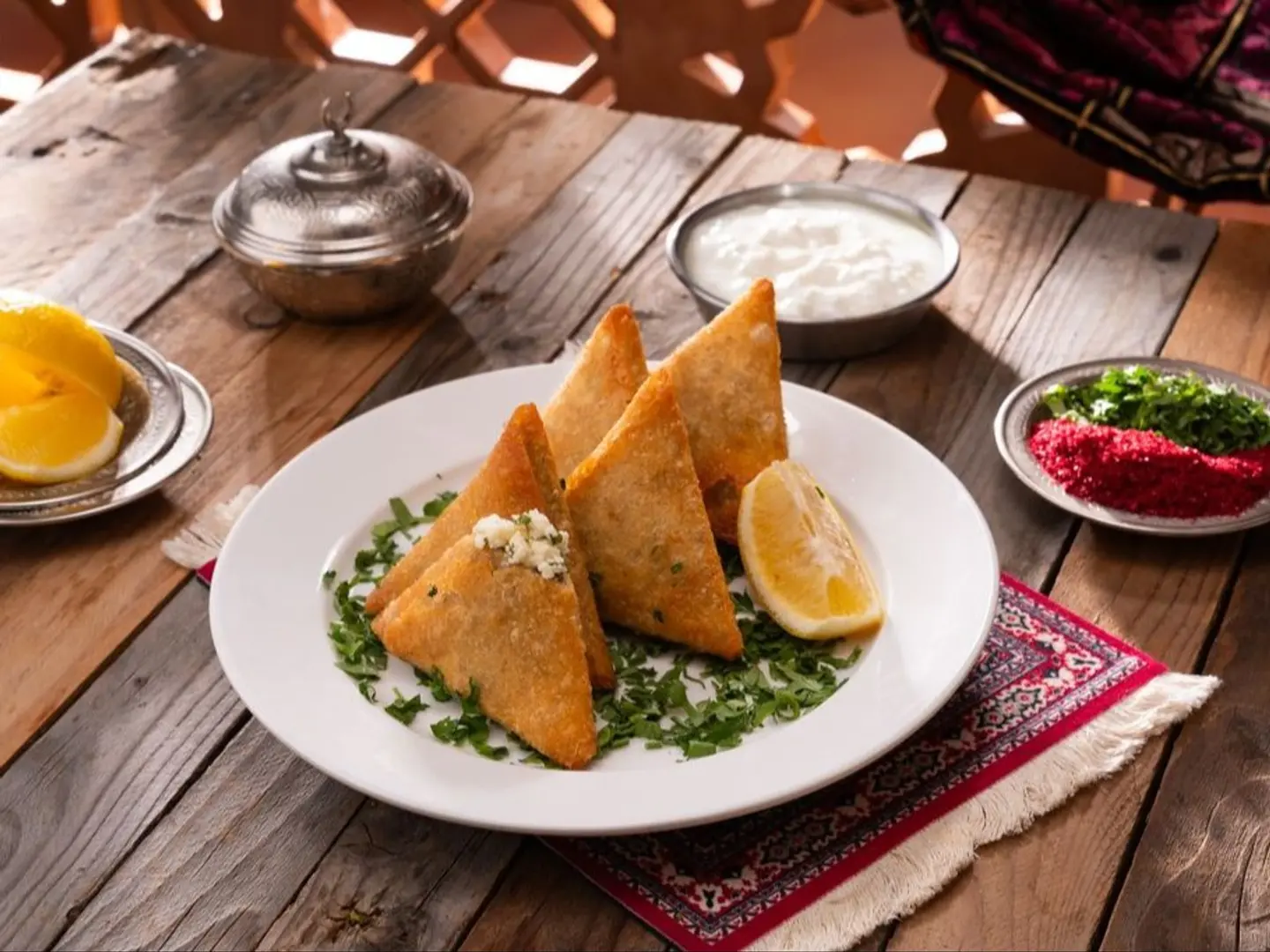 سمبوسة جبنة