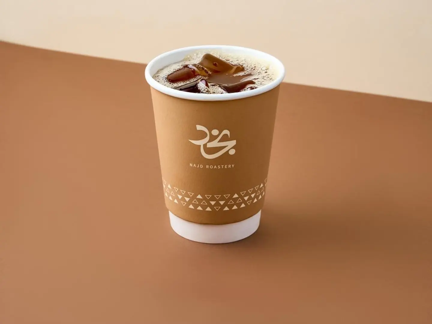 قهوه اليوم بارد