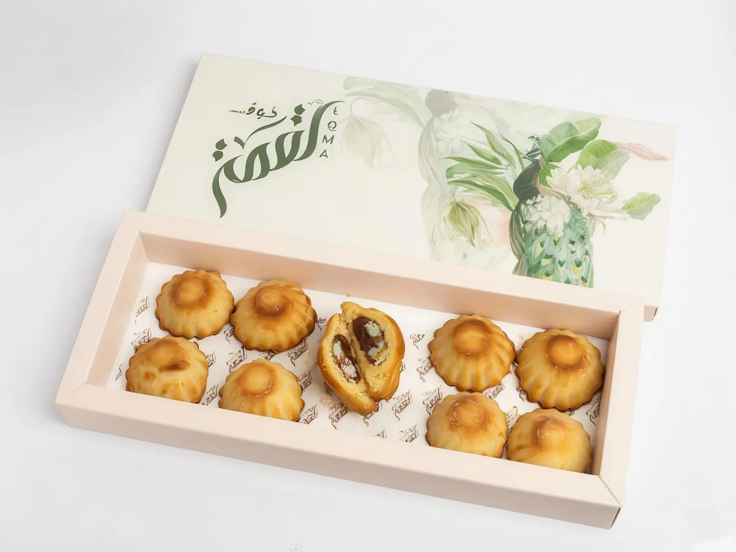 Date And Cream Maamoul