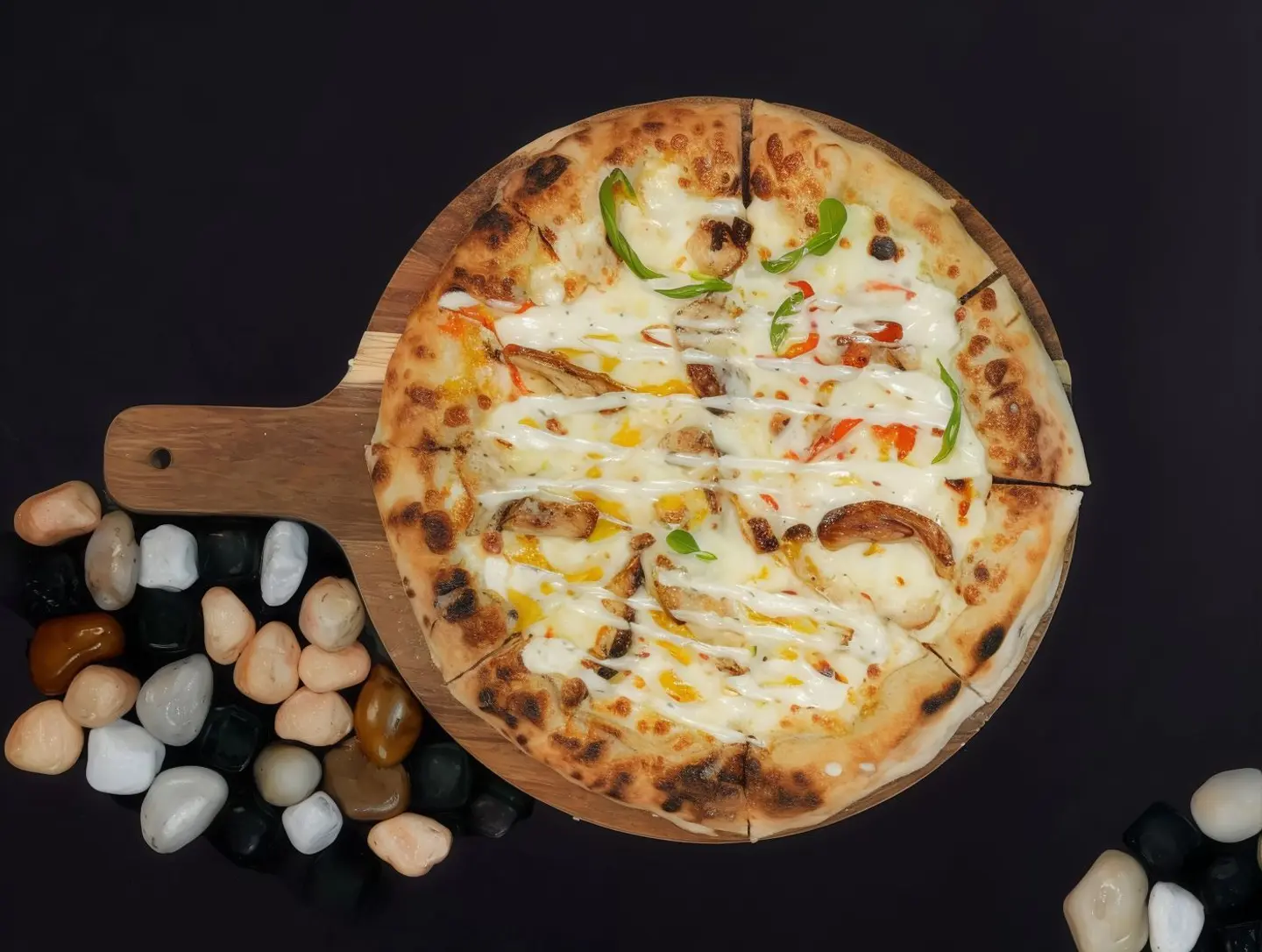 Neapolitan Chicken Pizza