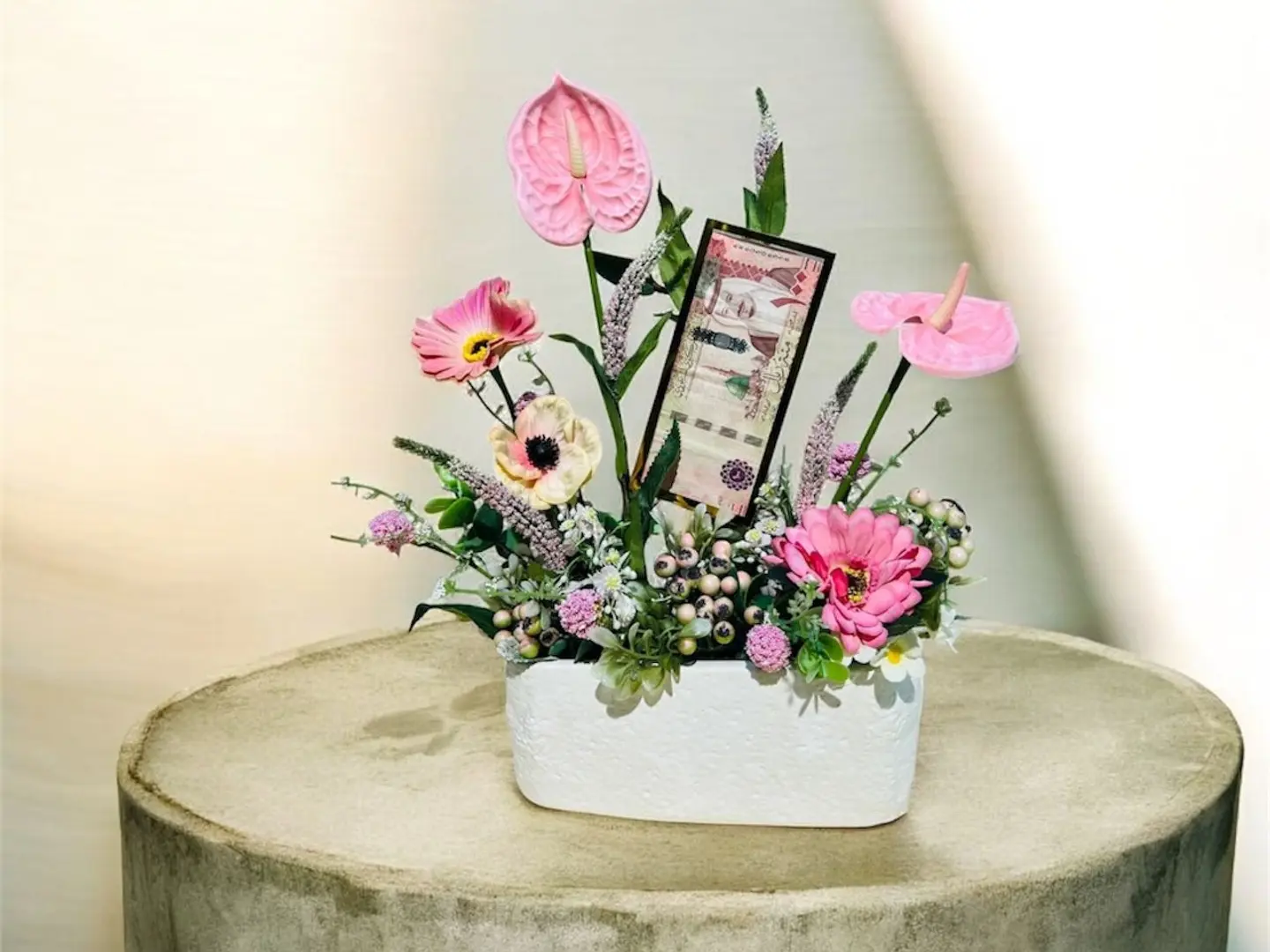 Artificial Vase (Empty Envelope)