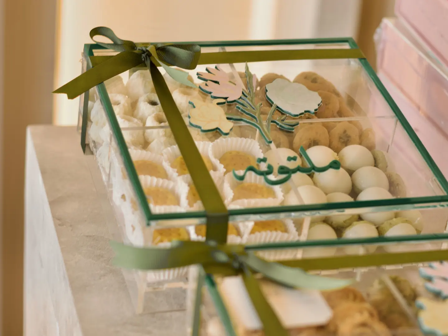 اكريلـك بوكــس وســط