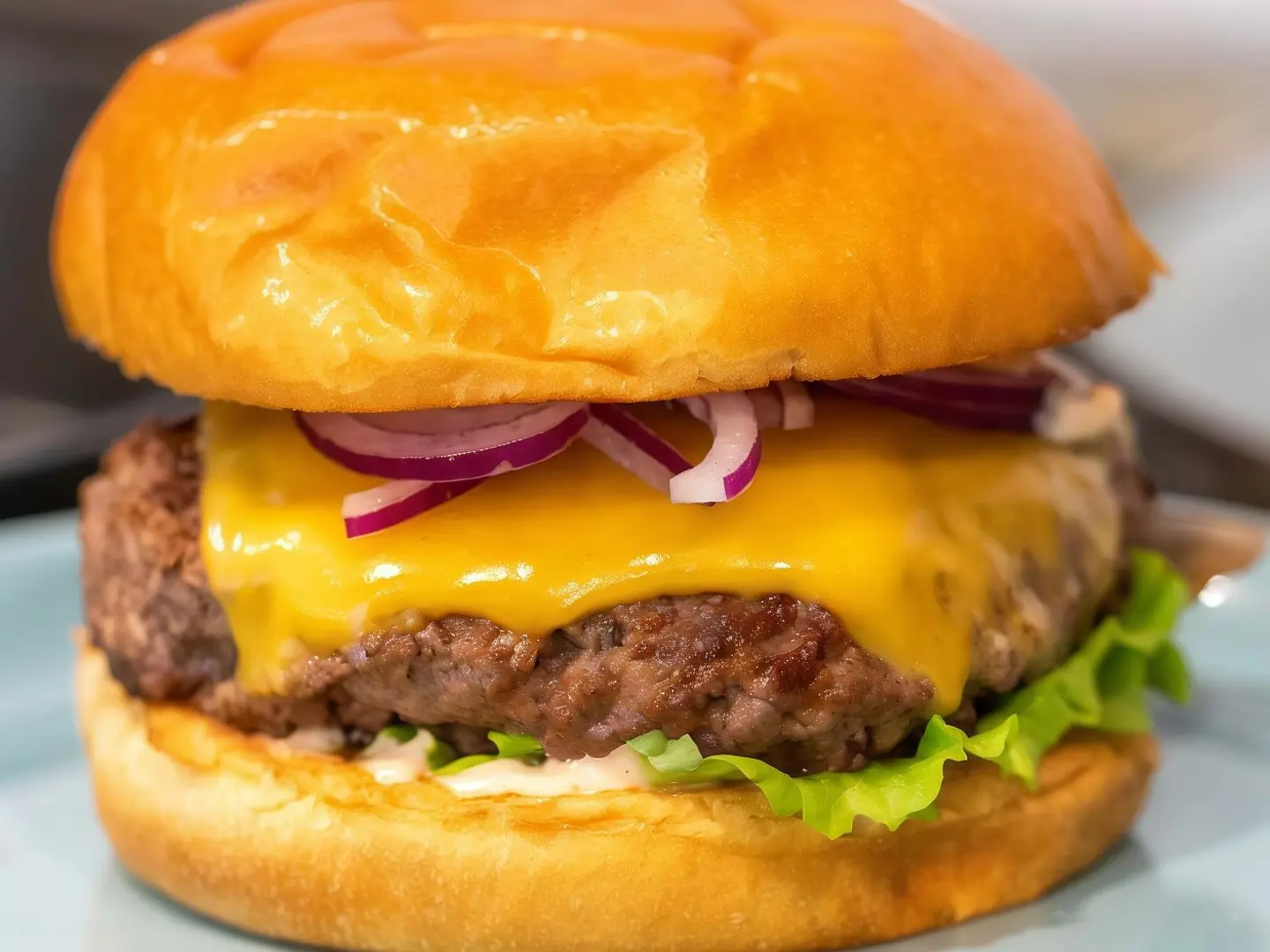 ساندويتش برجر لحم بقري مشوي