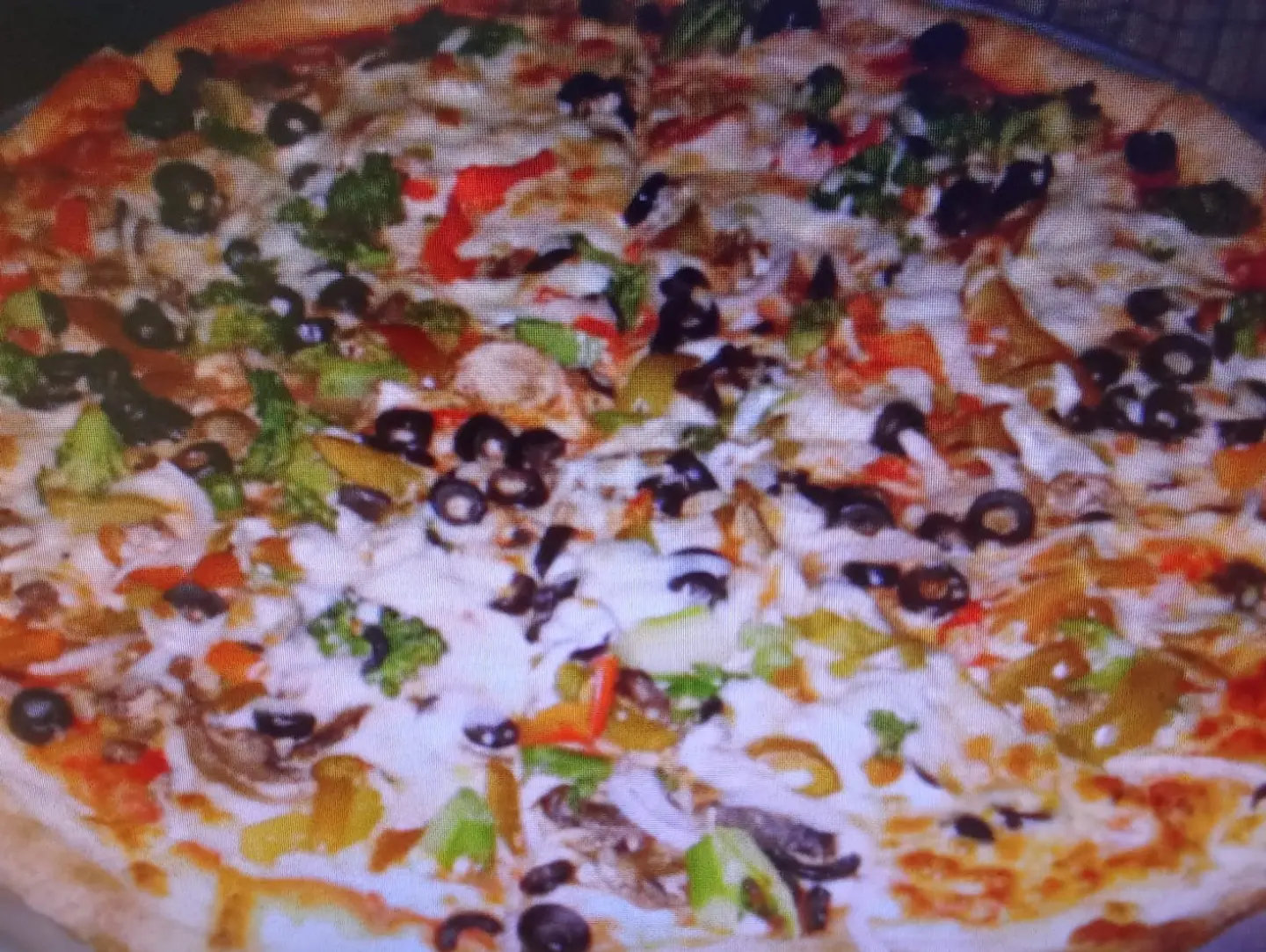 Large Vegetable Pizza