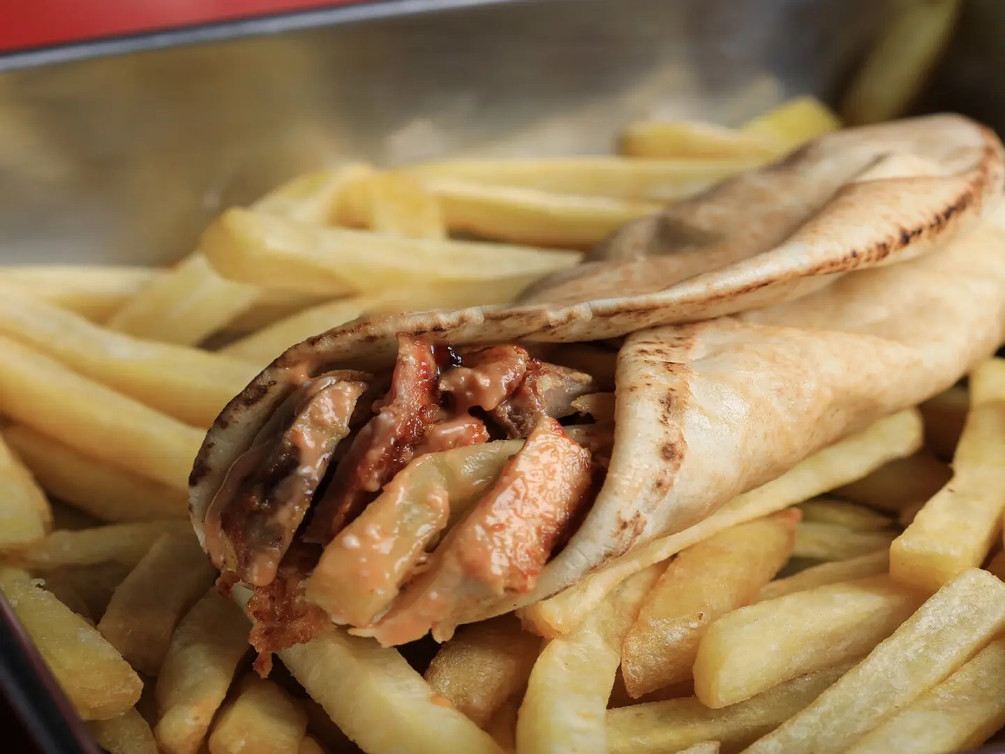 شاورما مفنتك وسط