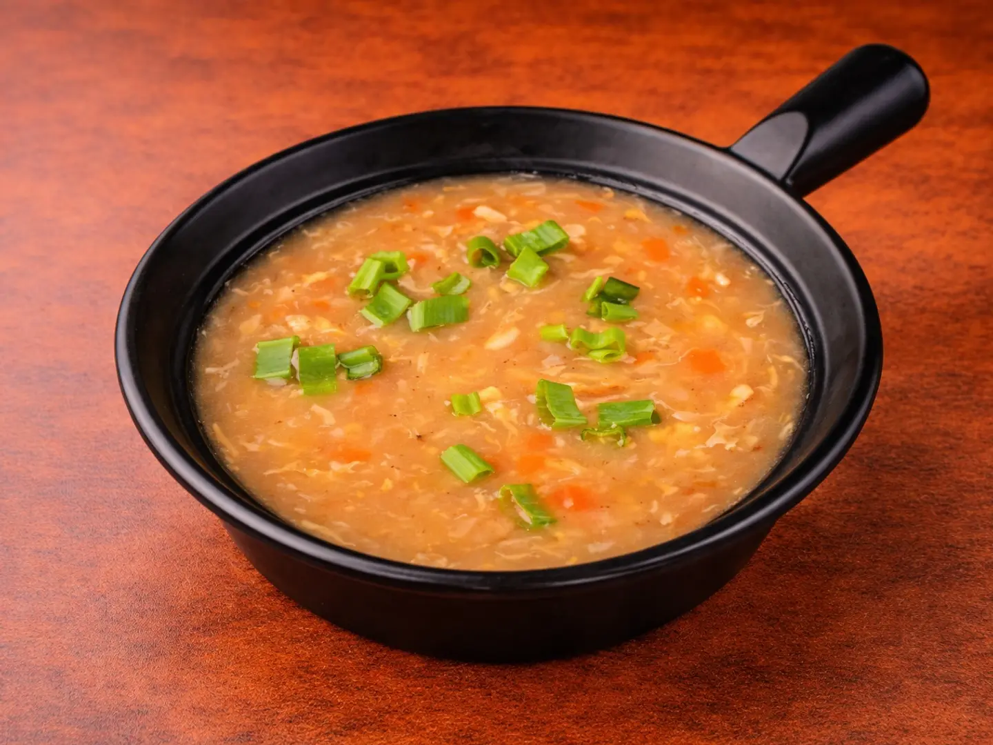 شوربة حارة وحامضة