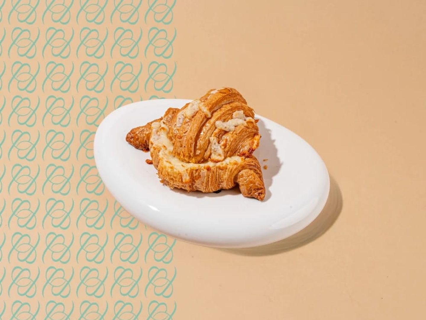 Kashkawan Cheese Croissant