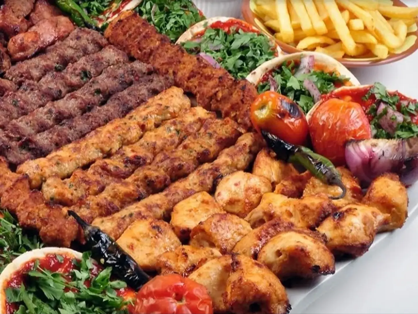 بوكس مشويات 12 سيخ مشكل