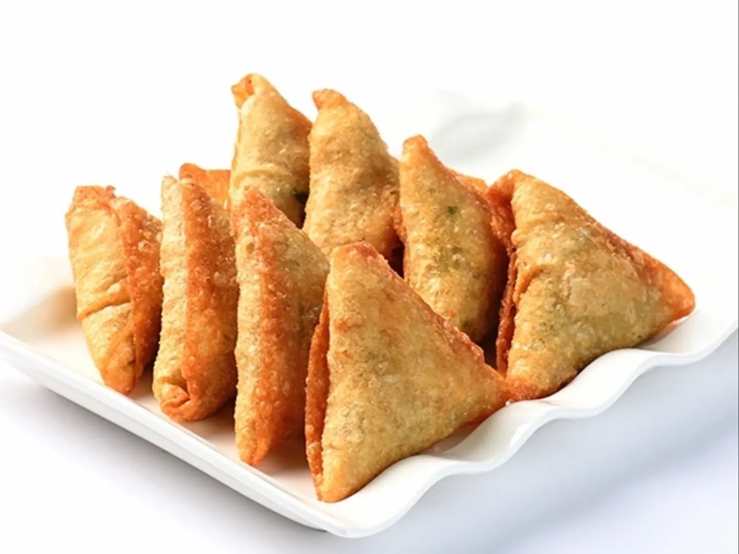 سمبوسة لحم حاشي طازج