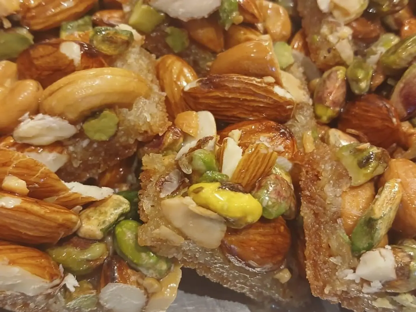 كنافه بالمكسرات- ربع كيلو