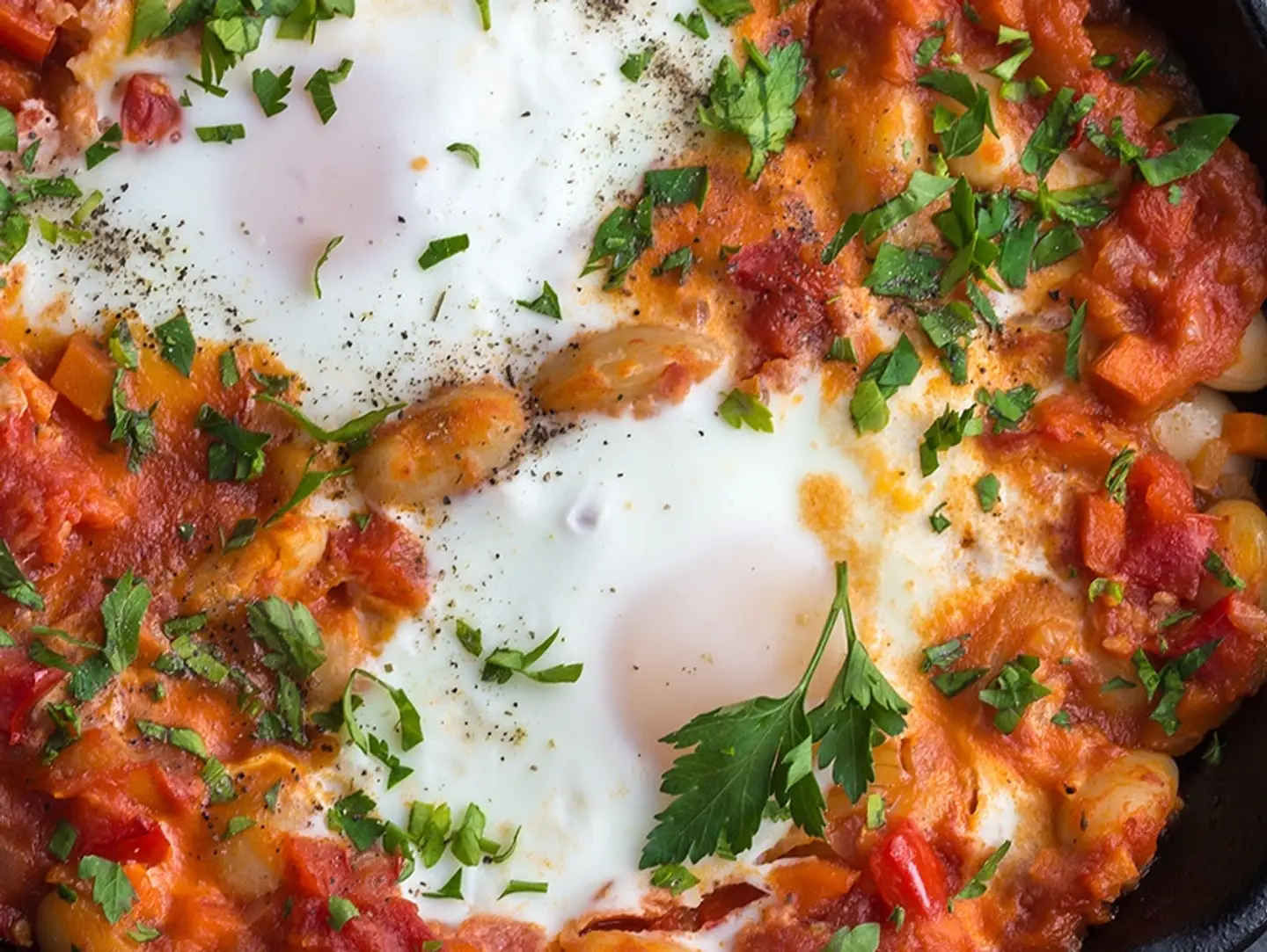 White Beans With Eggs