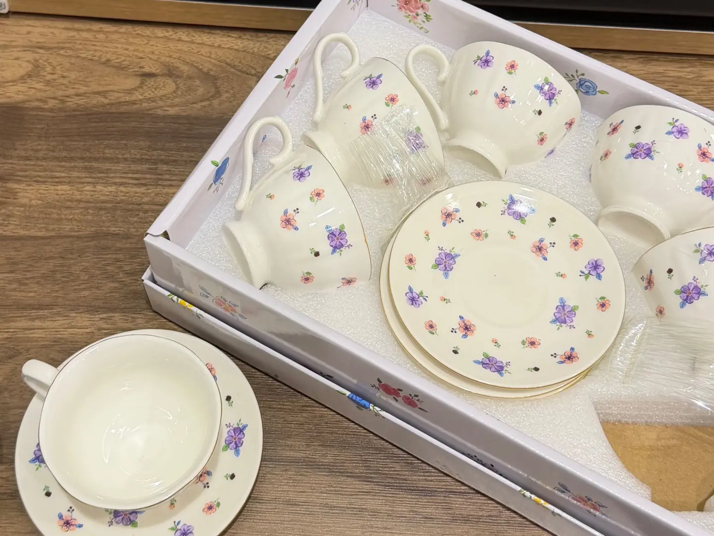 اواني منزليه ٣