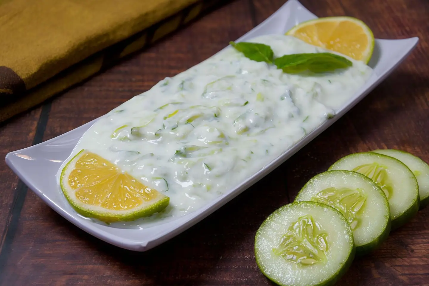 خيار باللبن