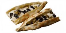لبنة مع زيتون