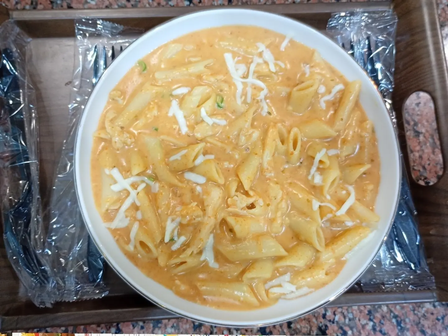 باستا دجاج مكس صوص