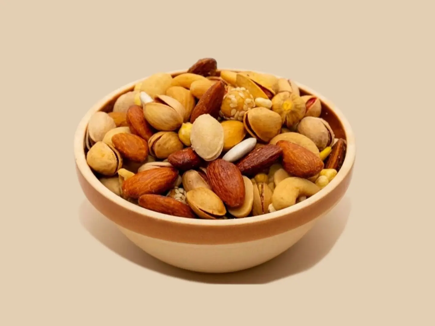 مكسرات ديلوكس