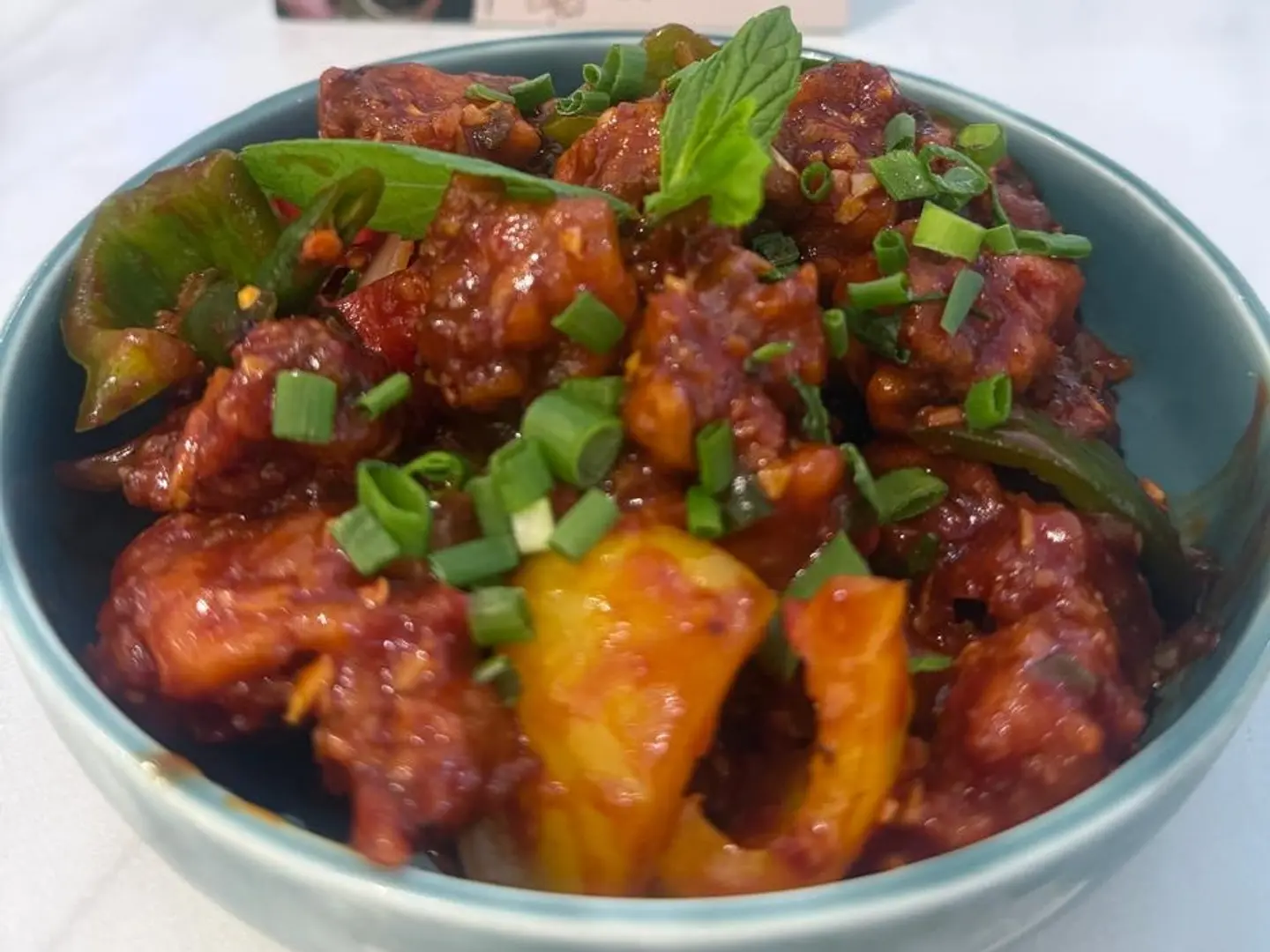 طر، فلفل حار، ريحان