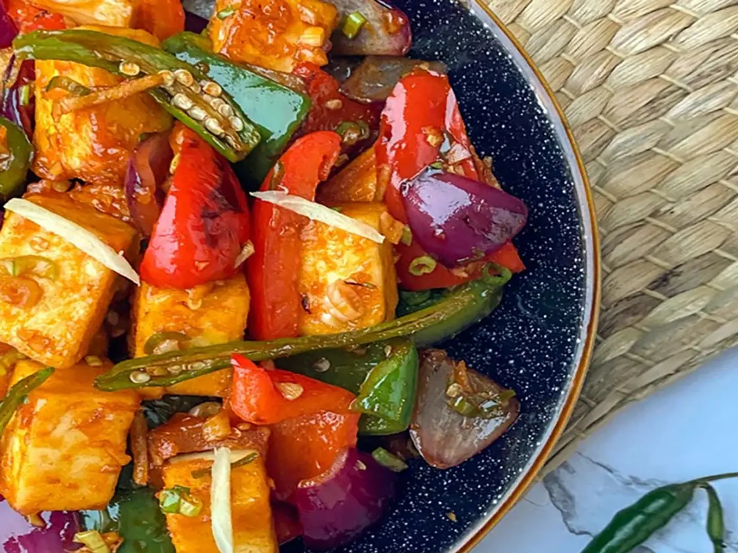 بانير مع ثلاث فلفل