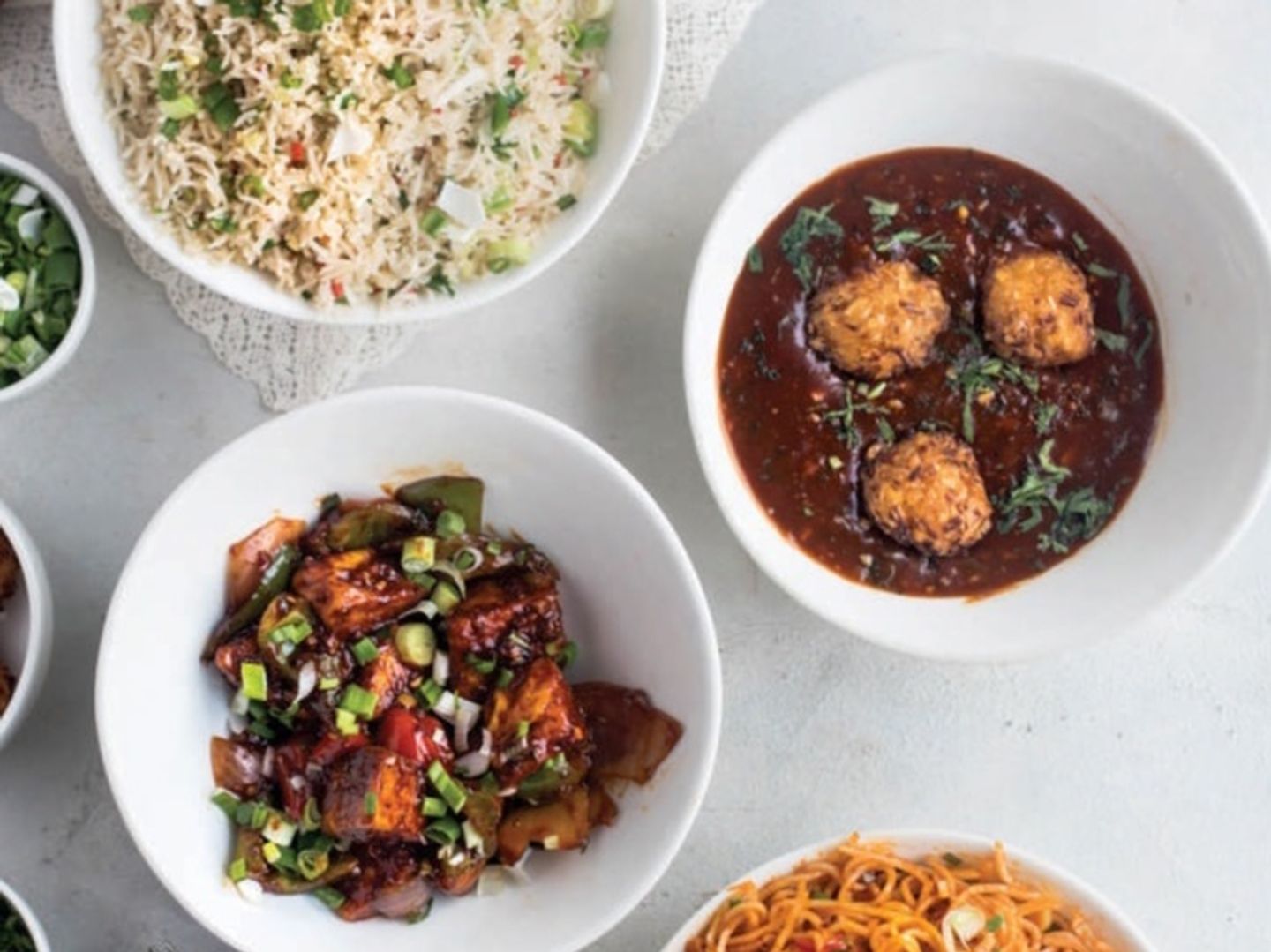 Paneer Chilli With Fried Rice Or Noodles