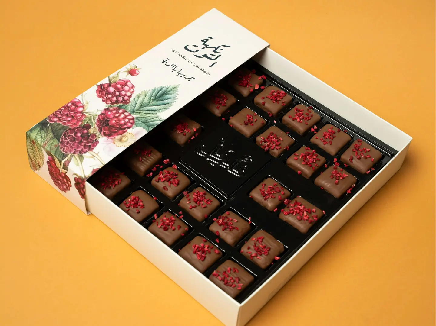 شوكليت تشيز كيك التوت - حجم كبير