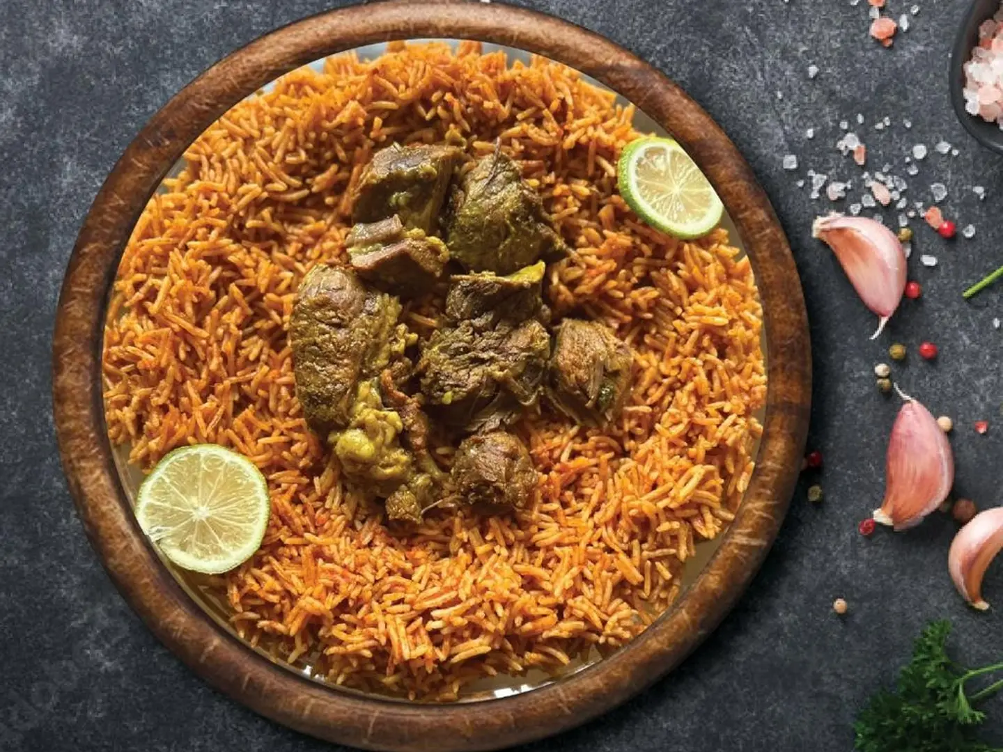 مضغوط لحم وسط