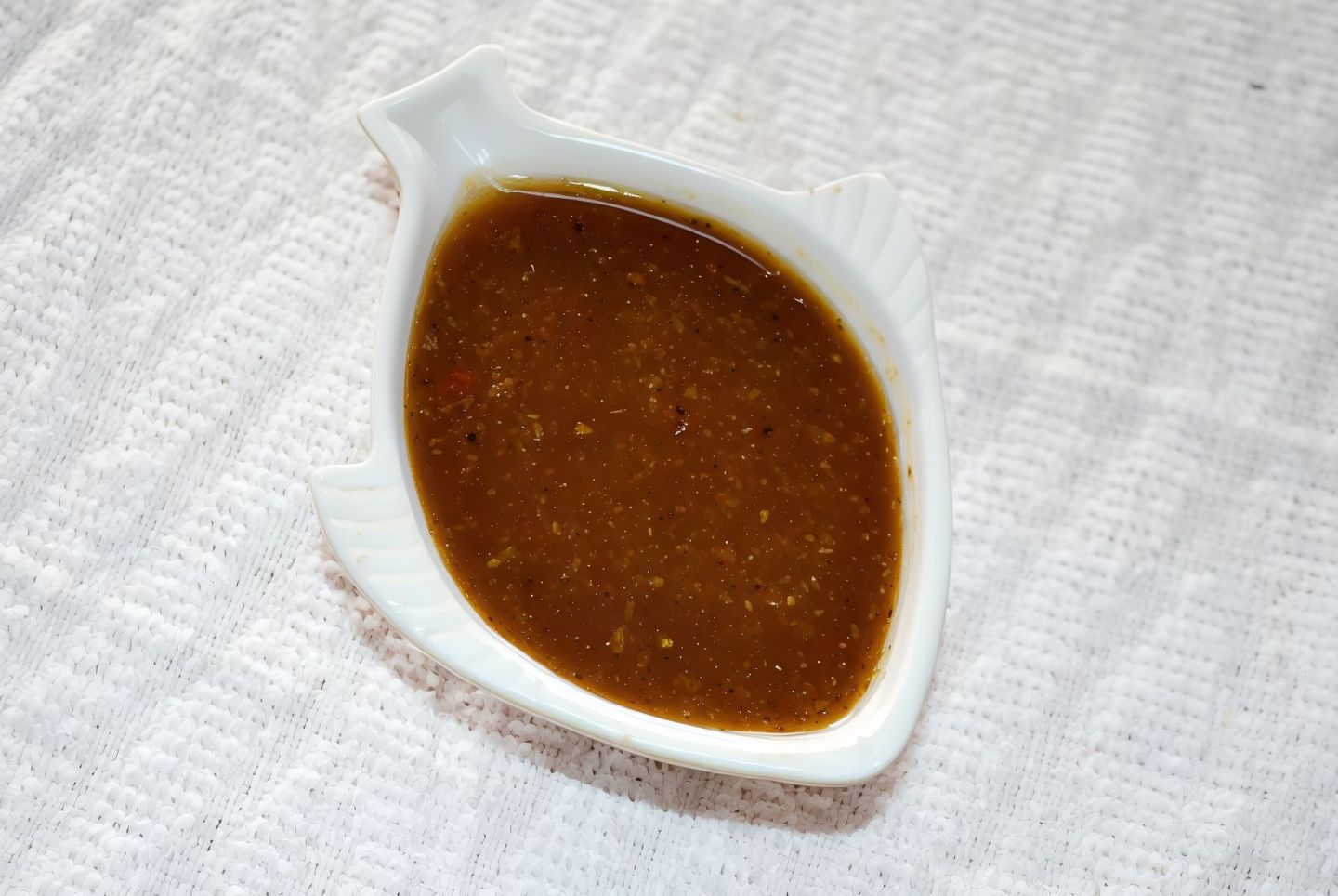 سلطة حمر