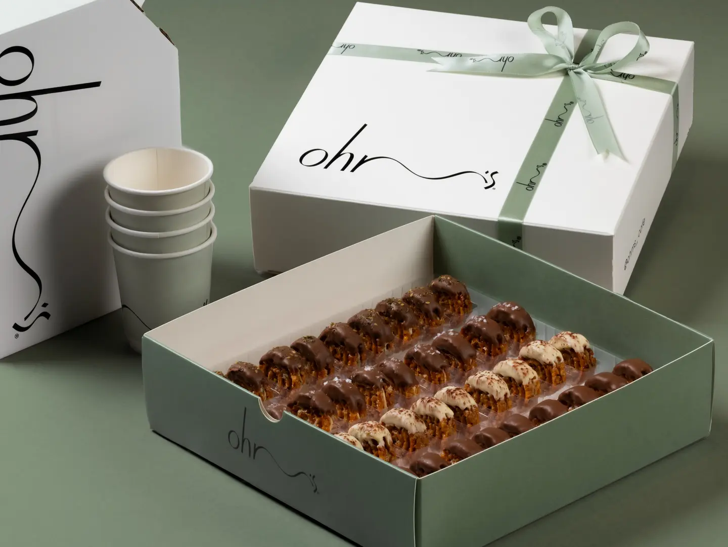 Box Mini Ohm's 36 Pcs With Today's Coffee Box 1 Liter