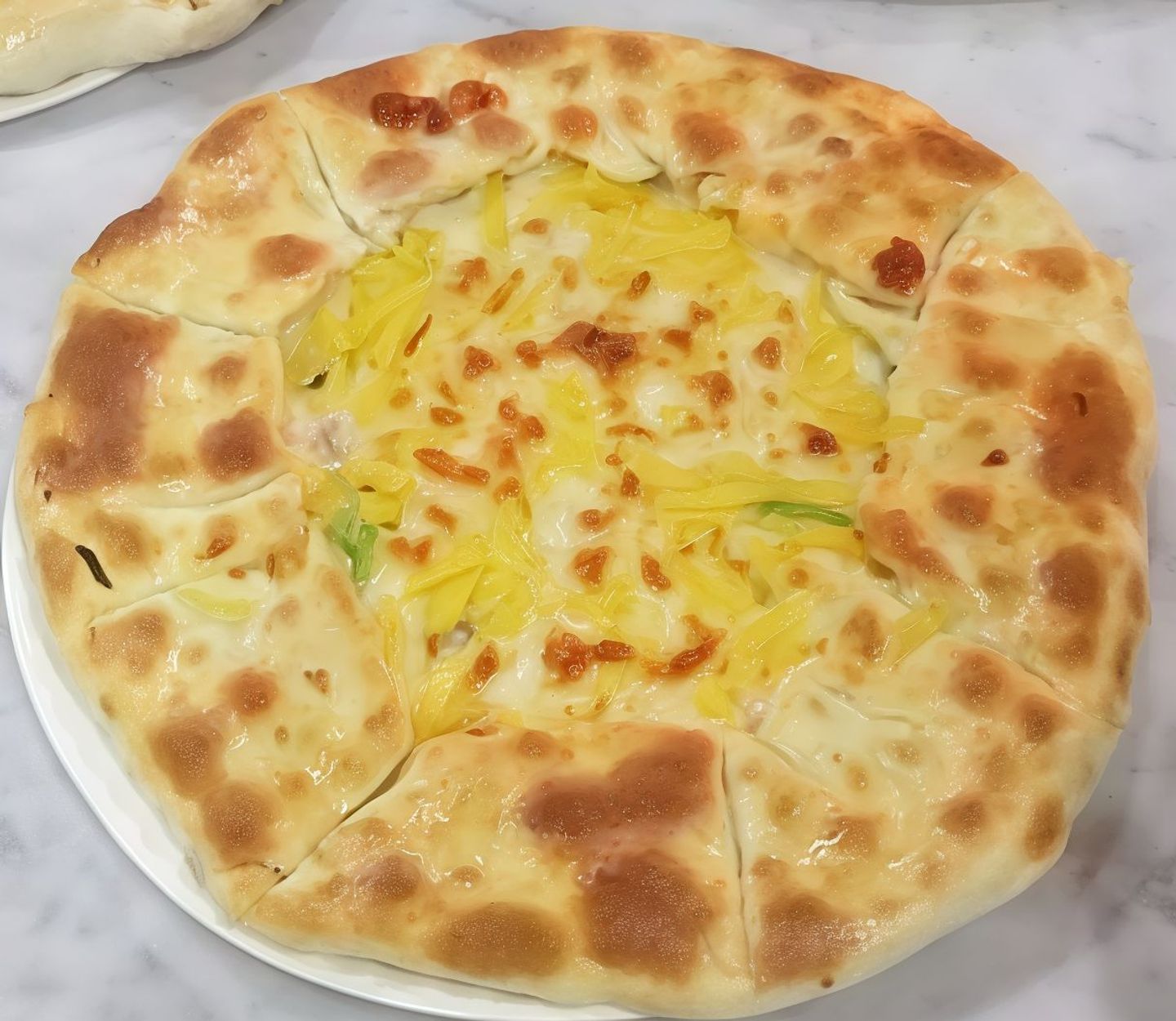 بيتزا فرعونية - بيتزا فرعونية كبير