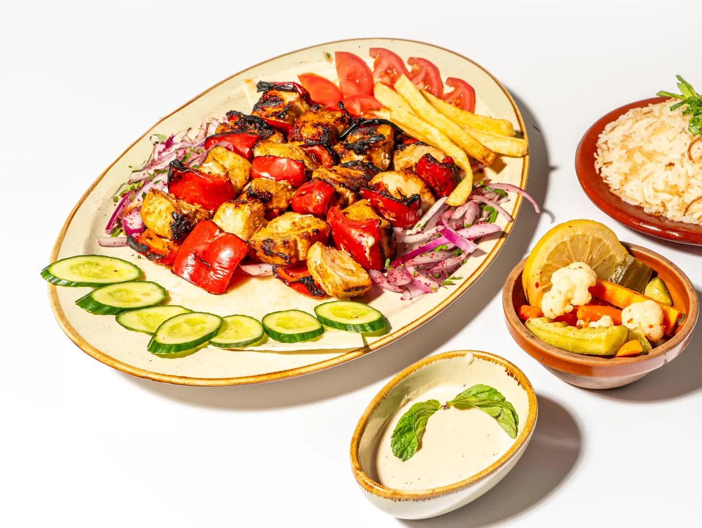 صحن شيش طاووق 4 اسياخ