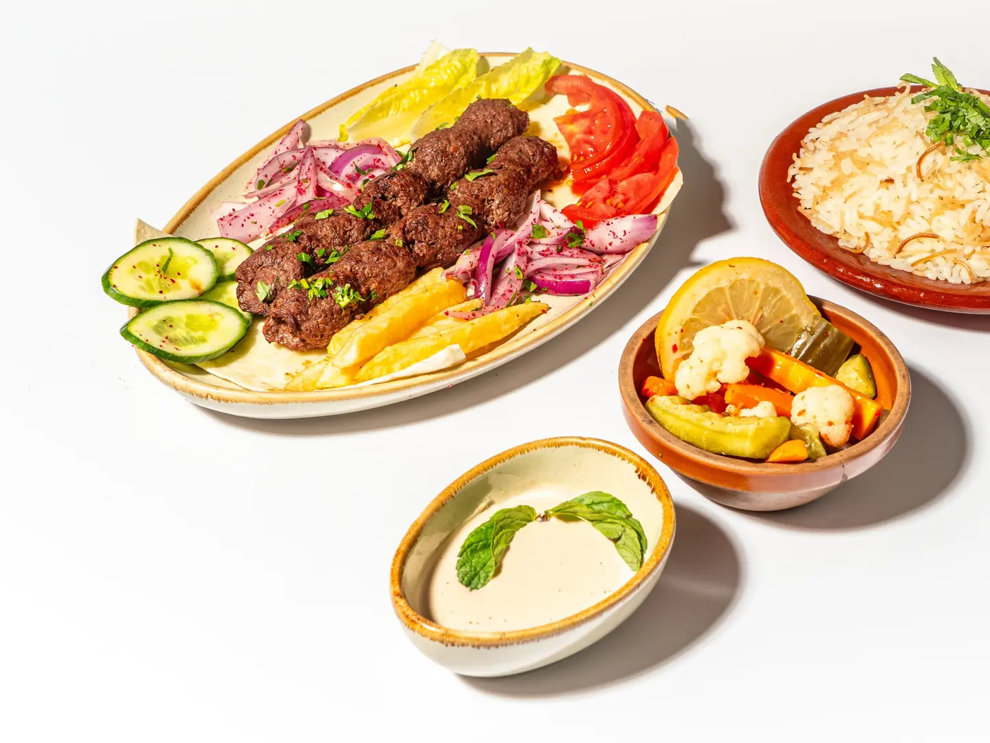 صحن كباب لحم 2 سيخ