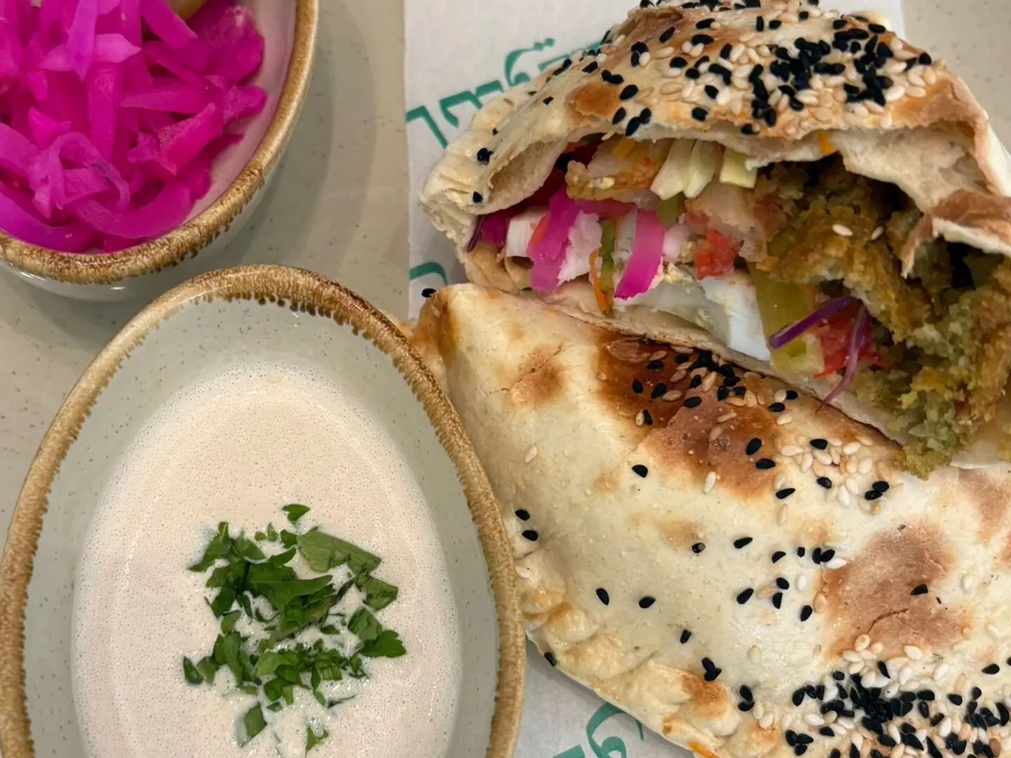 فطيرة فلافل بالبيض