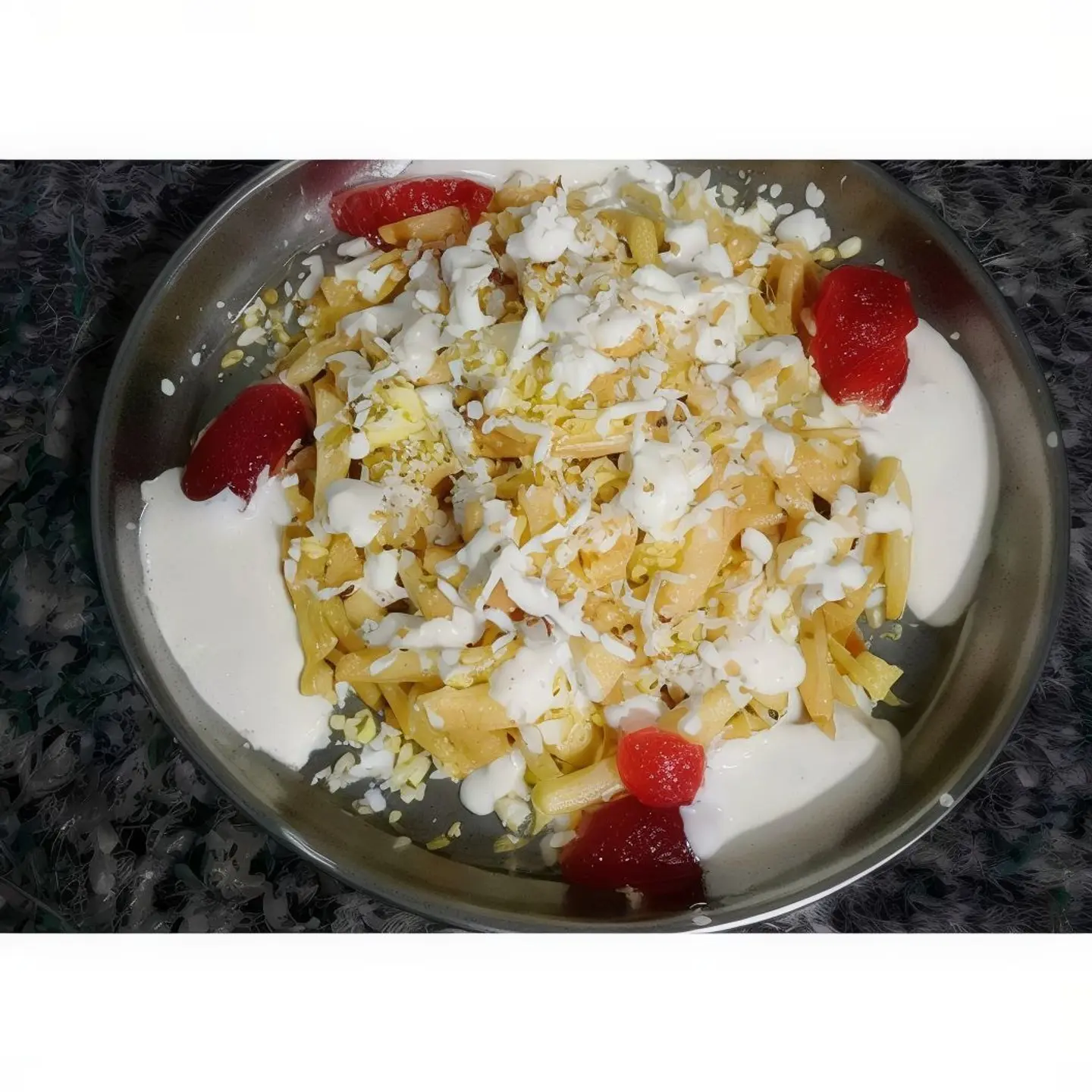 مجنونة