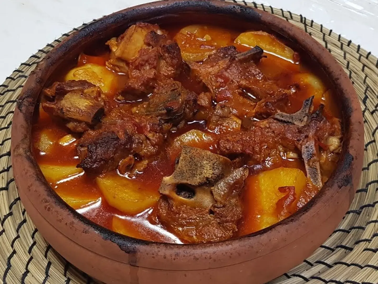 طاجن بطاطس باللحمه